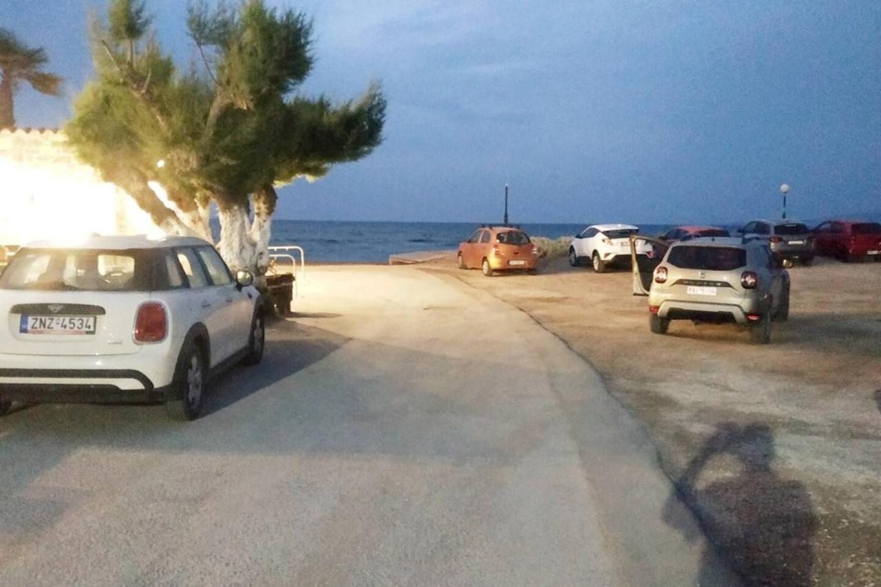 Studio On The Closest Beach To The City! Amoudara  ภายนอก รูปภาพ