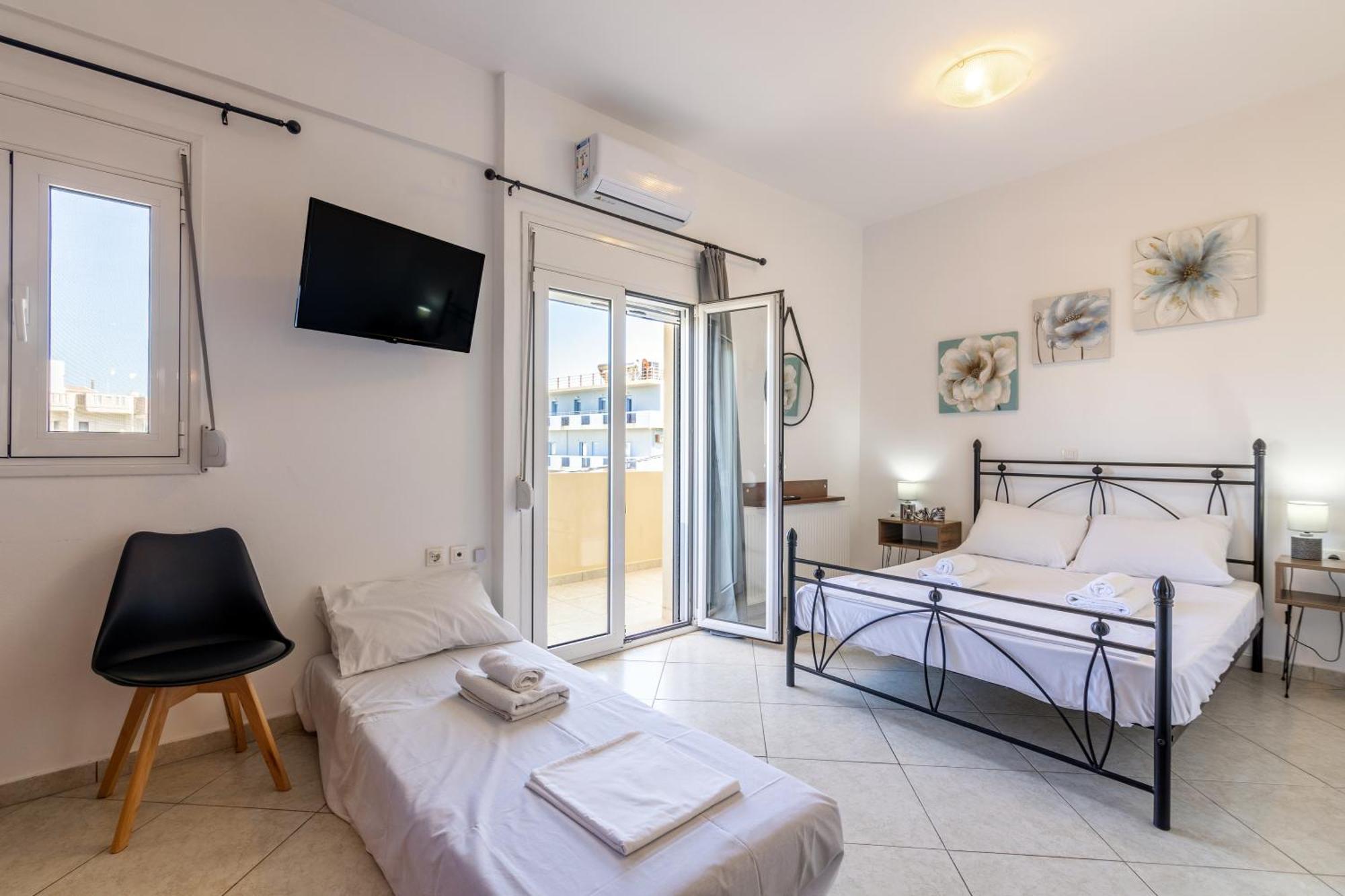 Studio On The Closest Beach To The City! Amoudara  ภายนอก รูปภาพ